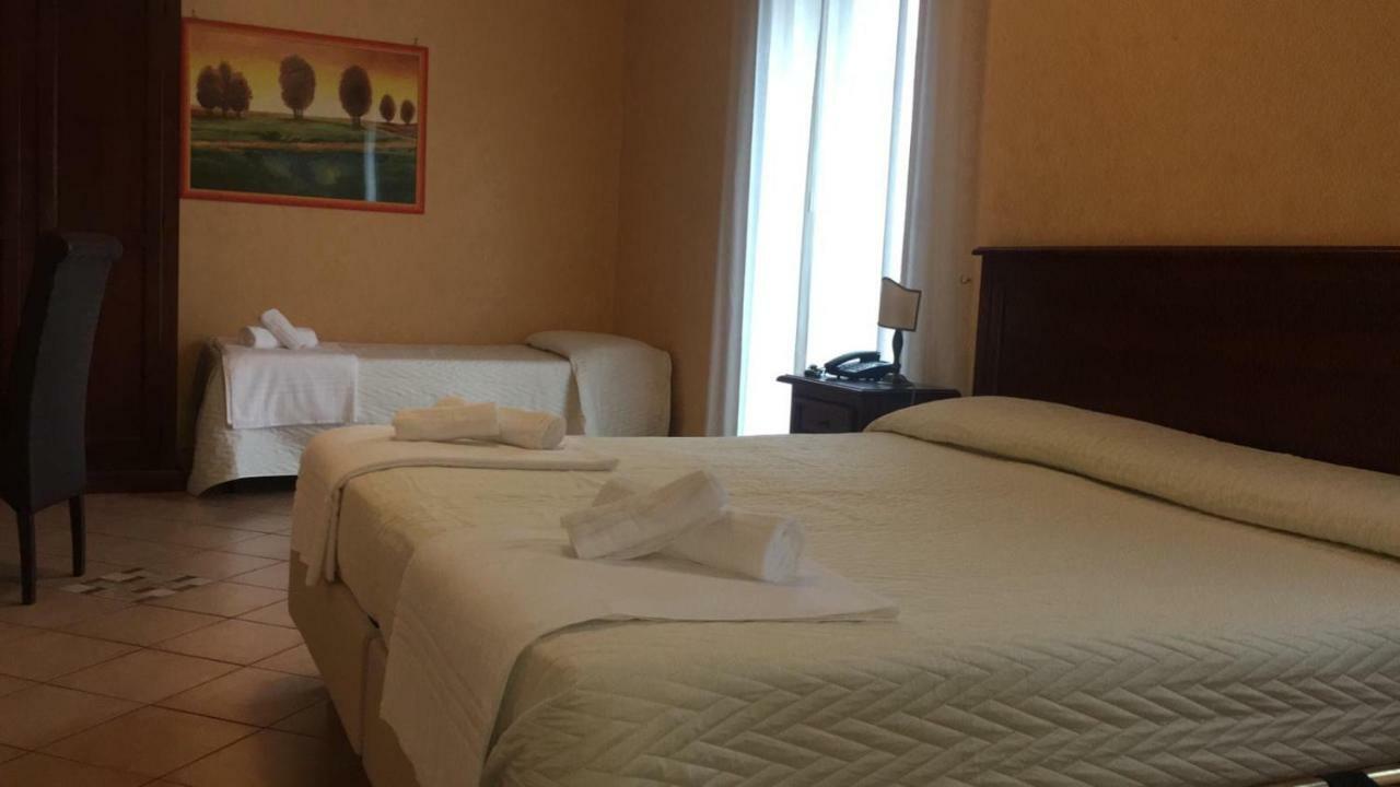 Hotel Paradiso Delle Madonie Castelbuono  Bagian luar foto